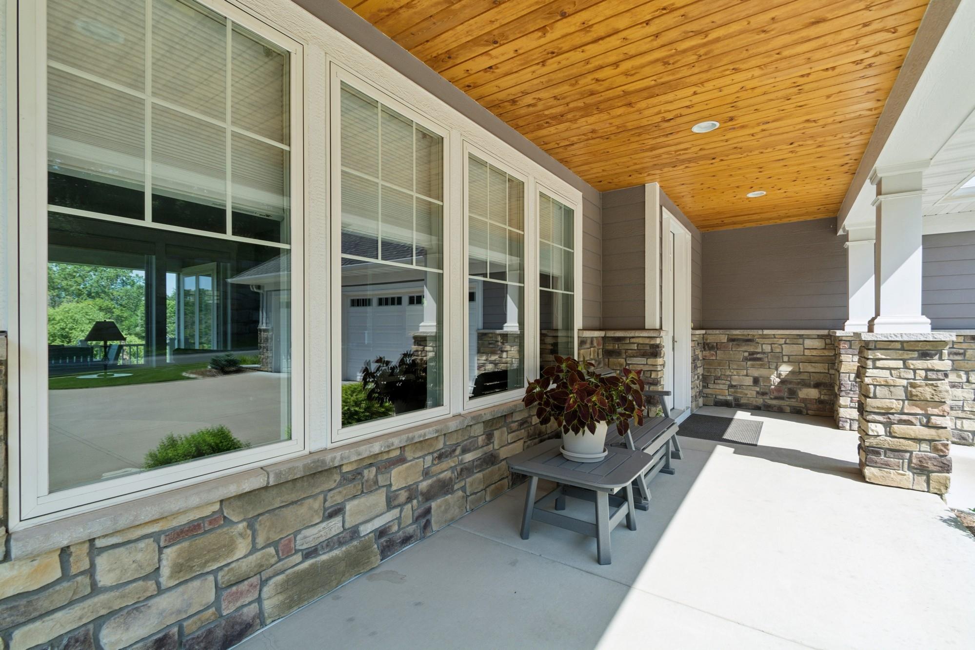 6264 Coteau Trail