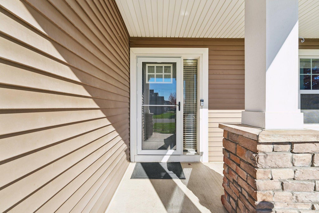 Photo of 16535 Eventide Way, Lakeville, MN 55044 (MLS # 7164598)