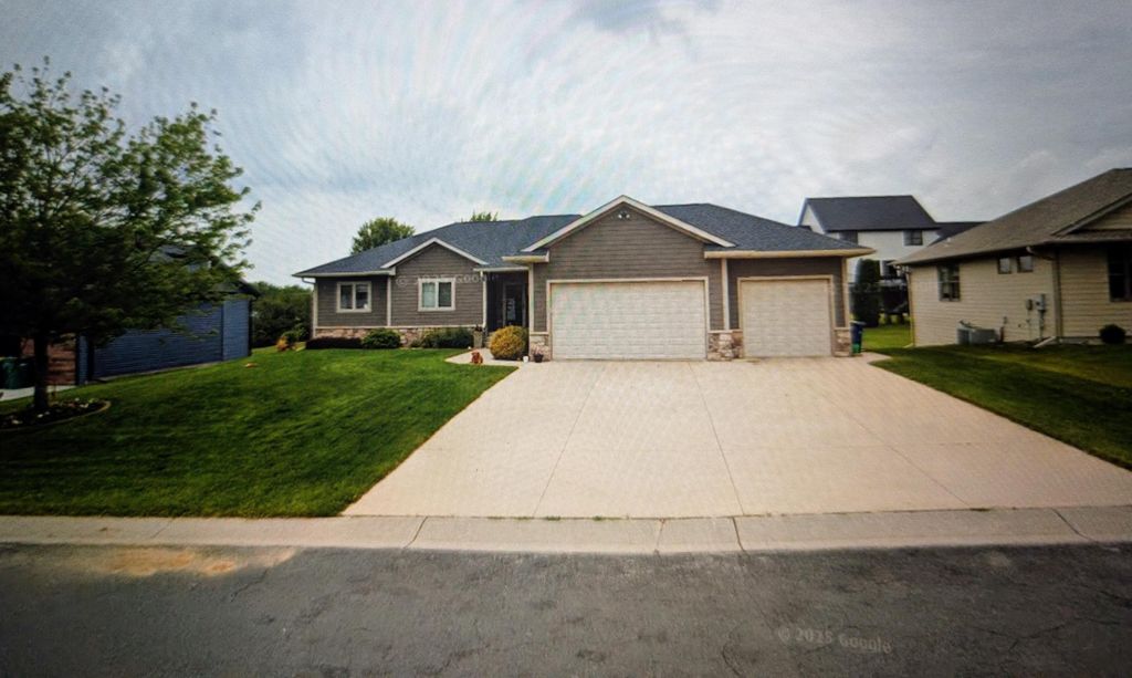 Photo of 1004 3rd Avenue, Goodhue, MN 55027 (MLS # 7036699)