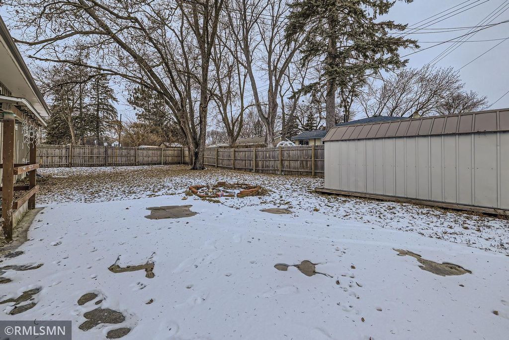Photo of 185 Craigbrook Way NE, Fridley, MN 55432 (MLS # 6650210)
