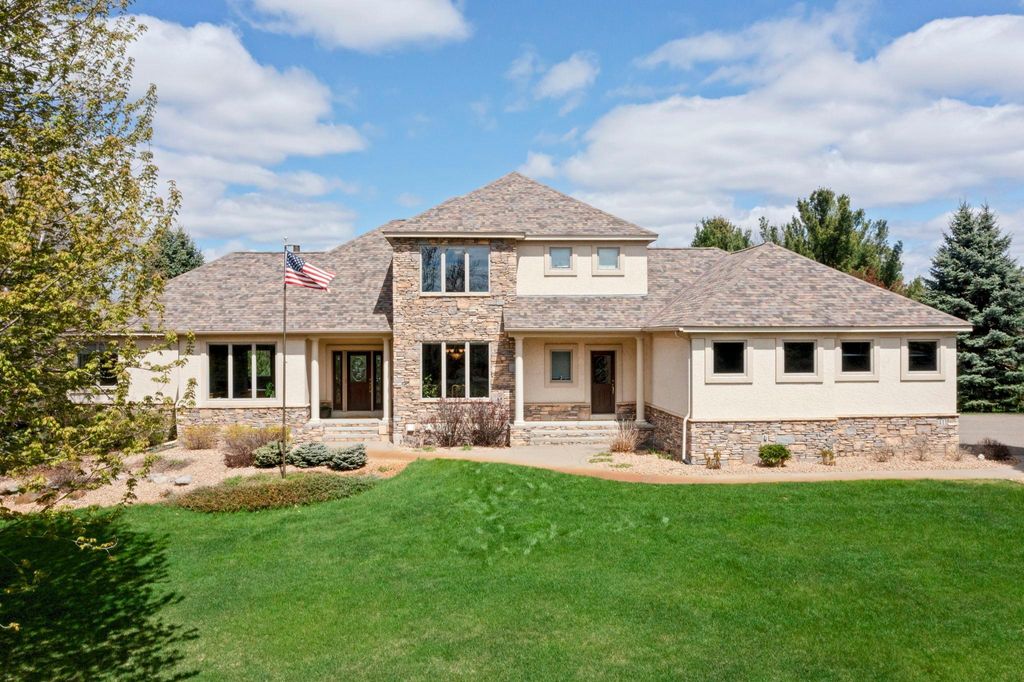 Photo of 411 Emerald Lane, Mahtomedi, MN 55115 (MLS # 7056152)