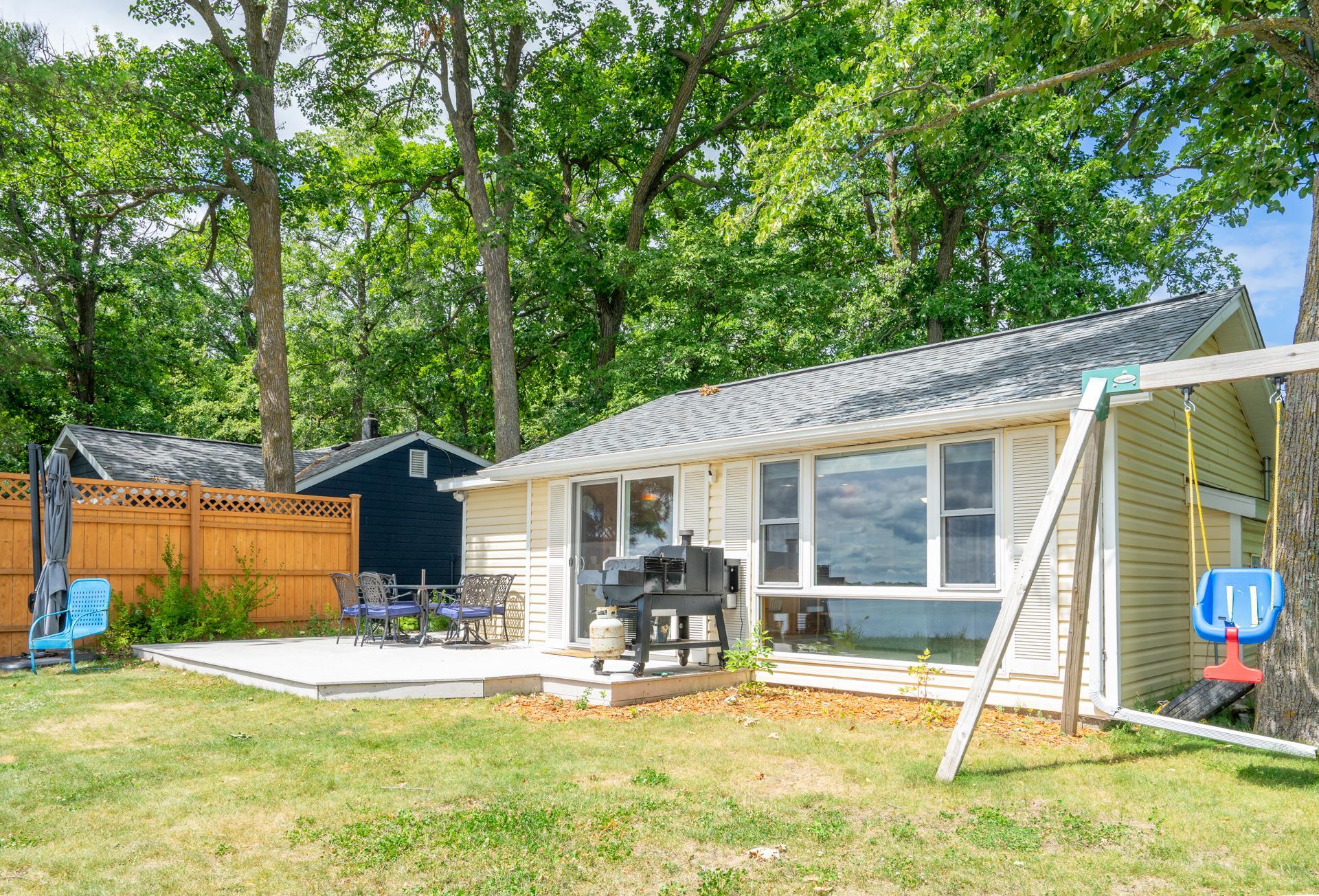 22957 N Platte Lake Road - Photo 2