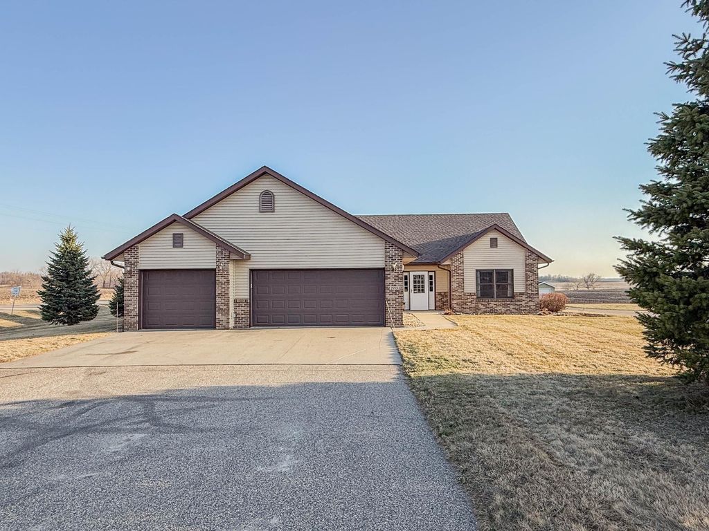 Photo of 2953 9th Avenue SE, Willmar, MN 56201 (MLS # 7045082)