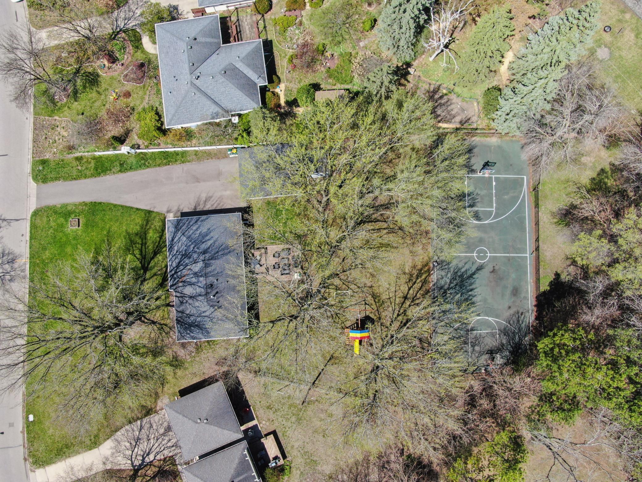 3206 W 88th Street