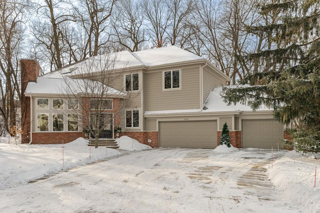 Photo of 3324 Fox Hollow Lane SW, Rochester, MN 55902 (MLS # 7011529)