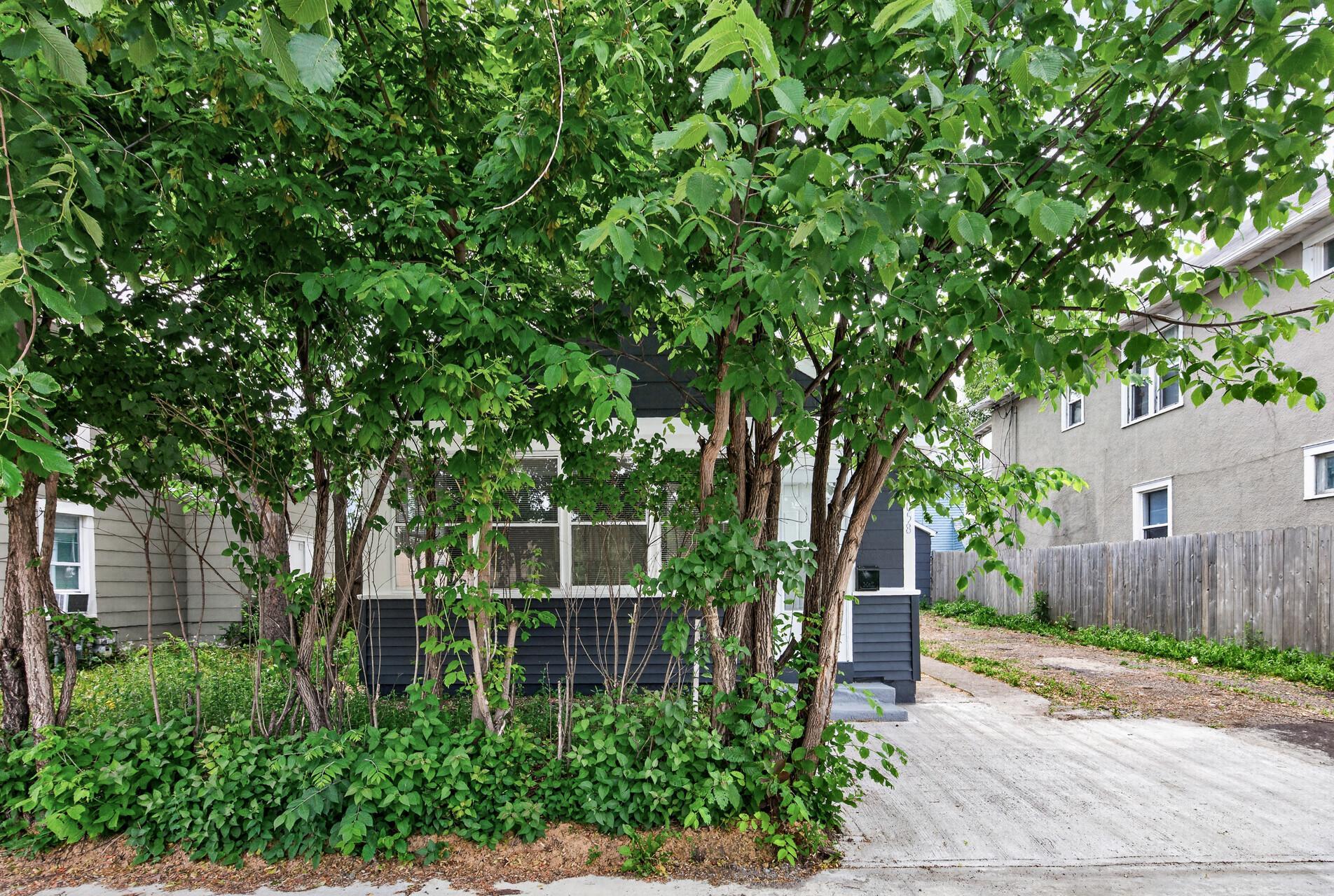 1058 Arcade Street