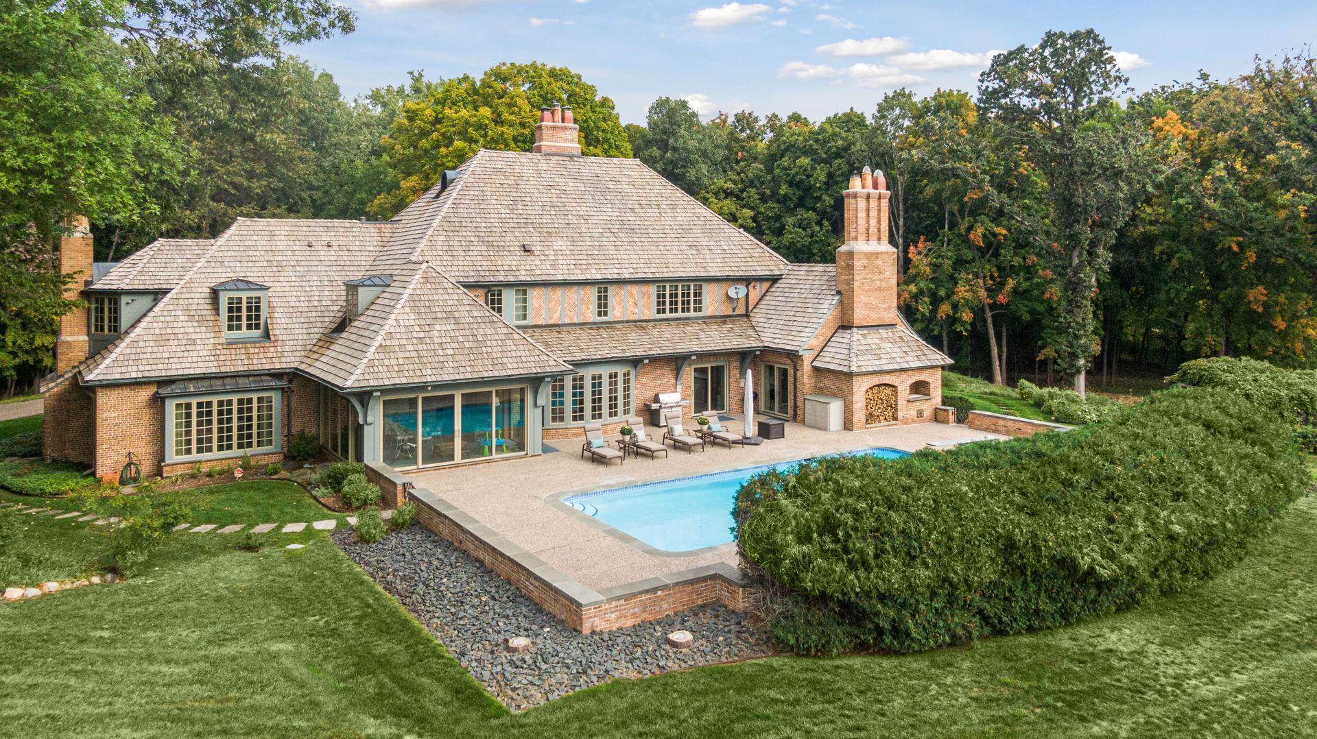1150 Wyndmere Road