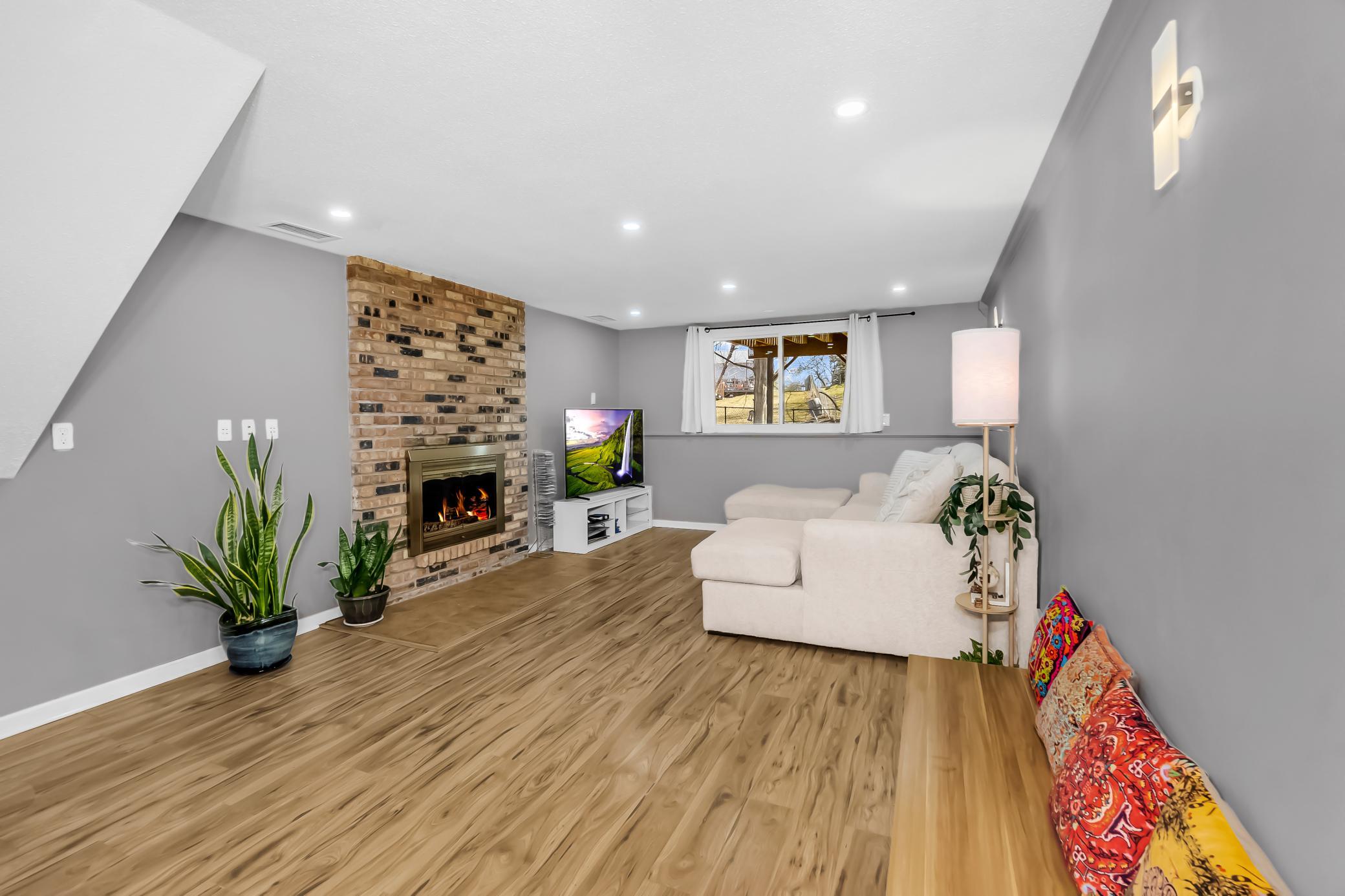 1738 Palisade Circle