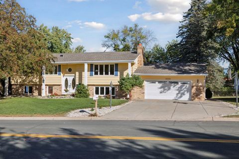 1200 W 136th Street Burnsville MN 55337