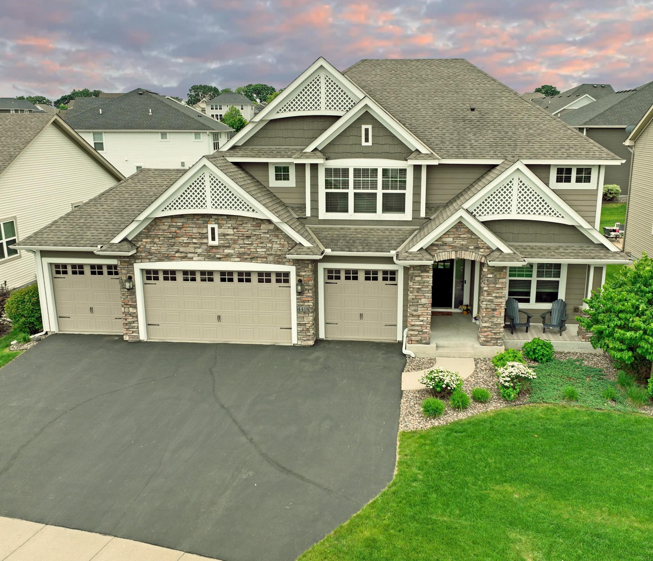 4418 Ashton Curve