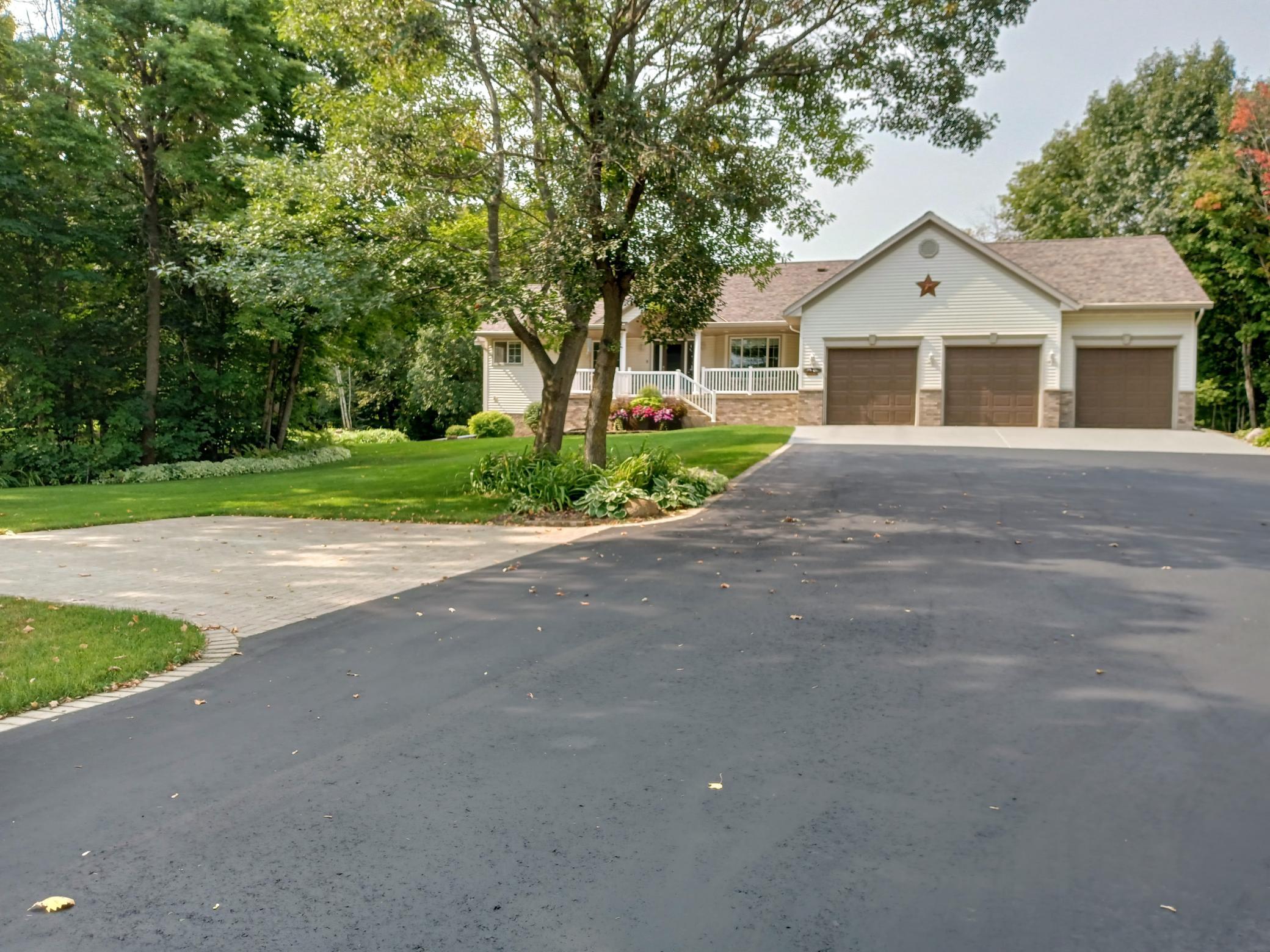 1966 Liberty Road NE
