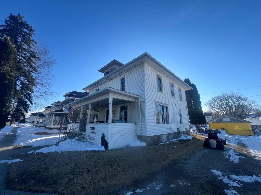 Photo of 317 Locust Street N, Mabel, MN 55954 (MLS # 7031164)