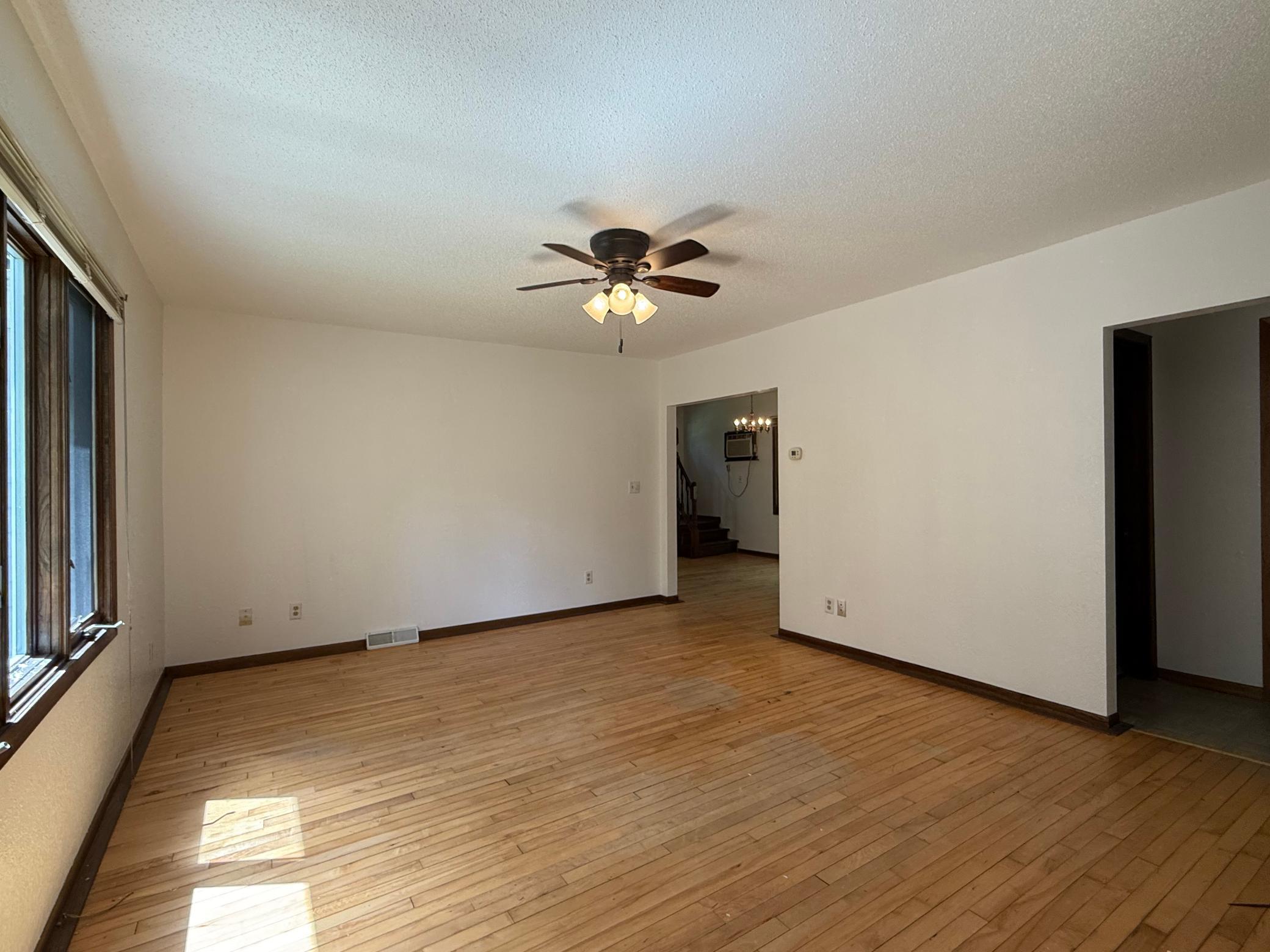 119 5th Street NE