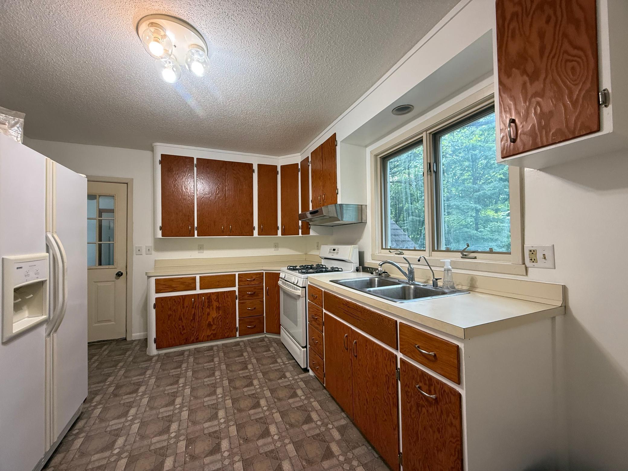 119 5th Street NE