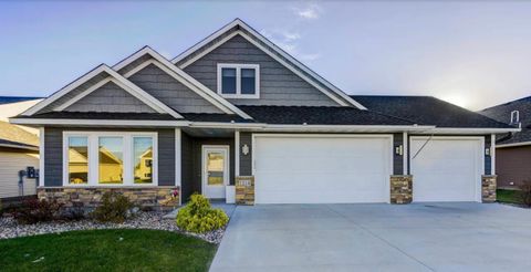 1214 Tikalsky Street SE New Prague MN 56071