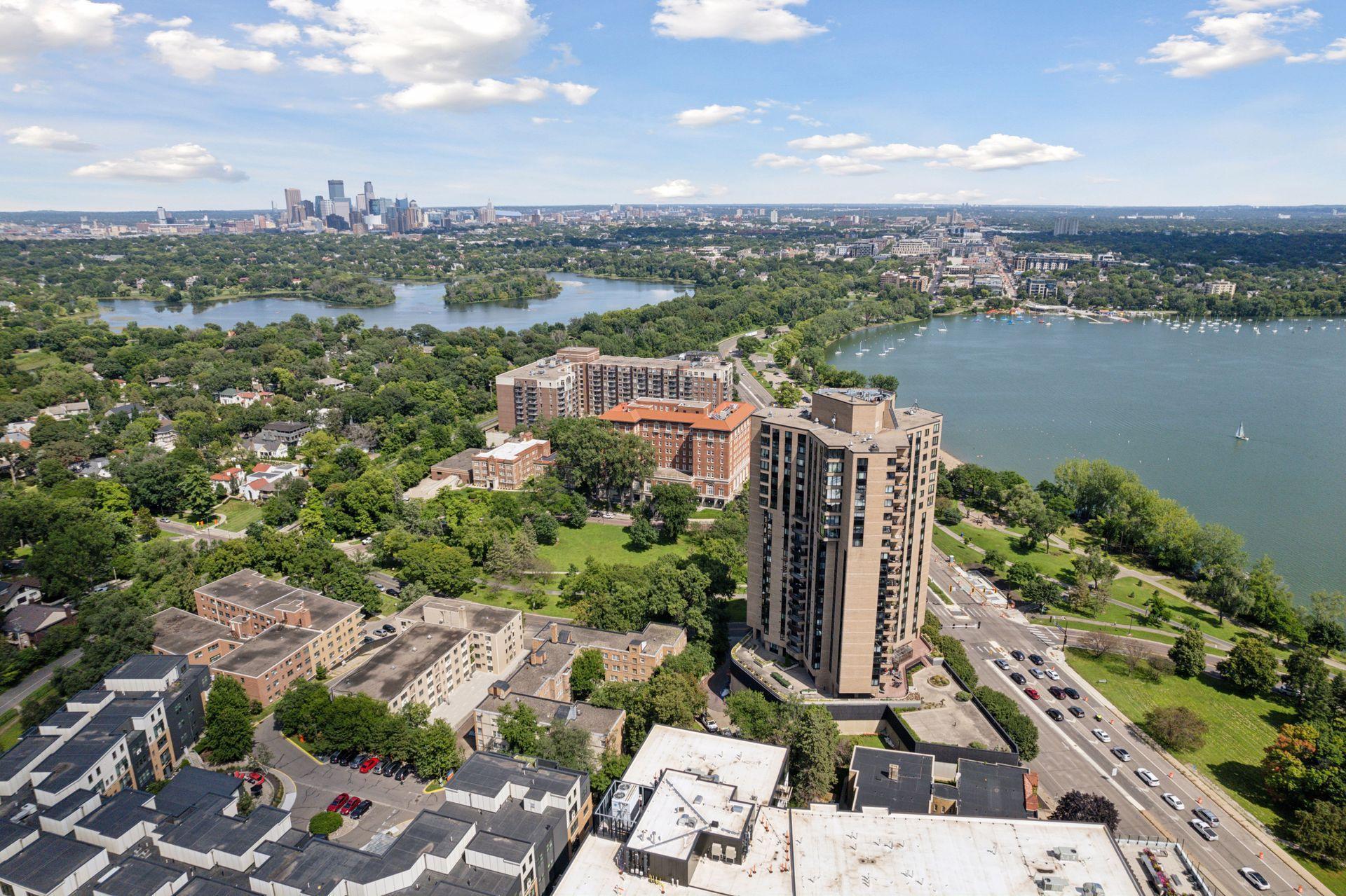 2950 Dean Parkway 603