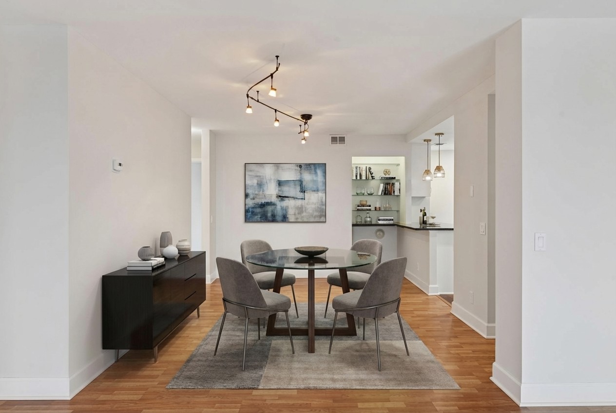 2950 Dean Parkway 603