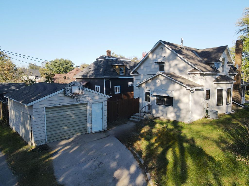 Photo of 511 8th Street NE, Staples, MN 56479 (MLS # 6822110)