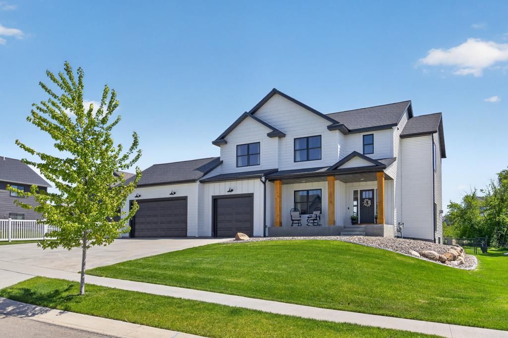 Photo of 2014 Hagen Lane SW, Rochester, MN 55902 (MLS # 7067569)