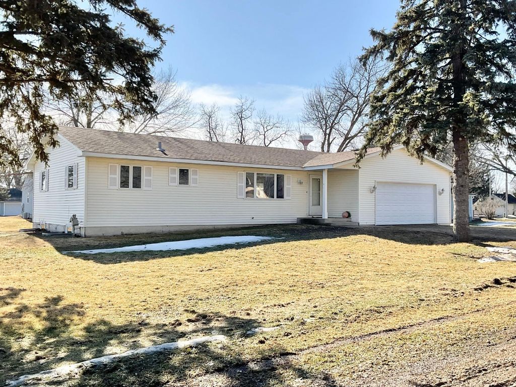 Photo of 54067 267th Street, Lansing, MN 55950 (MLS # 7021818)