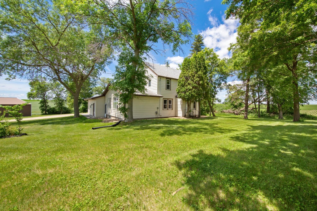 Photo of 21500 Hayward Avenue, Faribault, MN 55021 (MLS # 7095090)