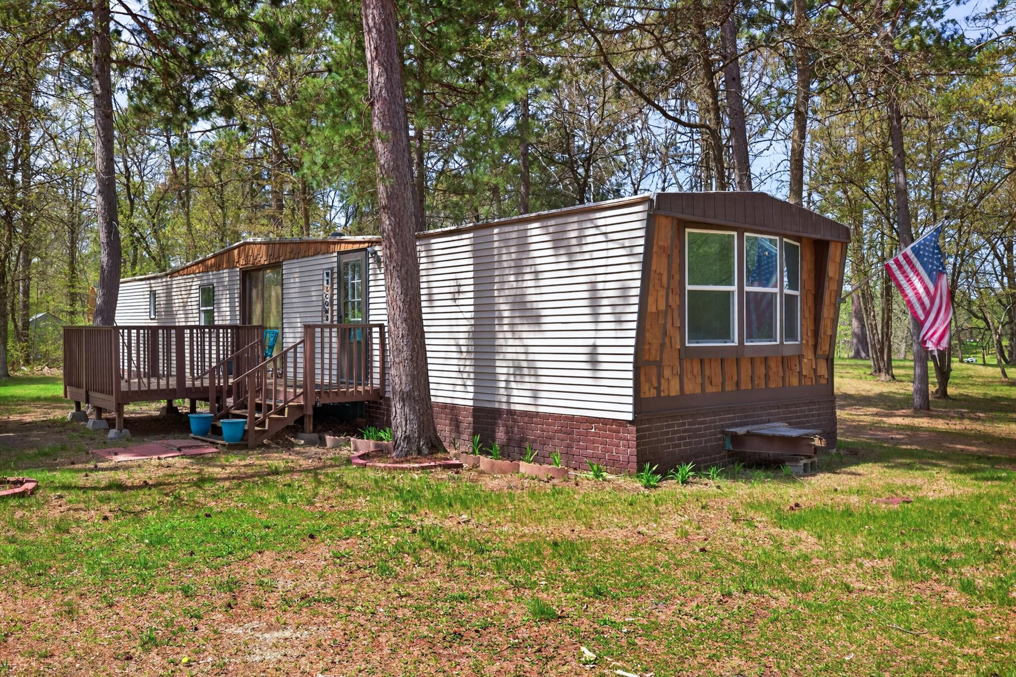 12905 Buckhorn Trail