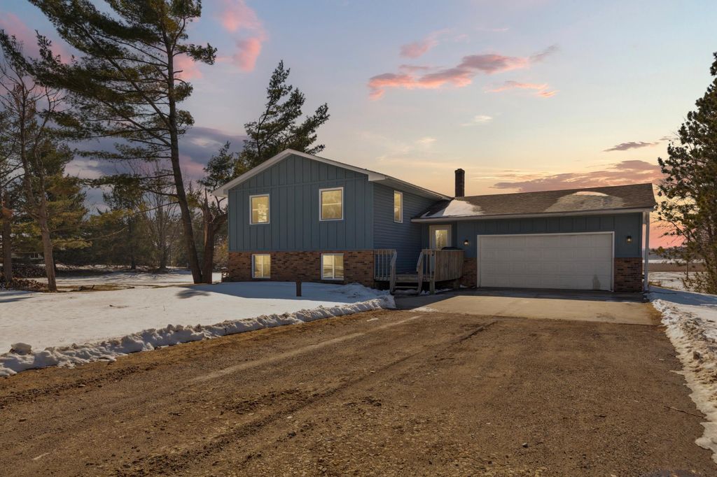 Photo of 534 195th Lane NW, Cedar, MN 55011 (MLS # 7040452)