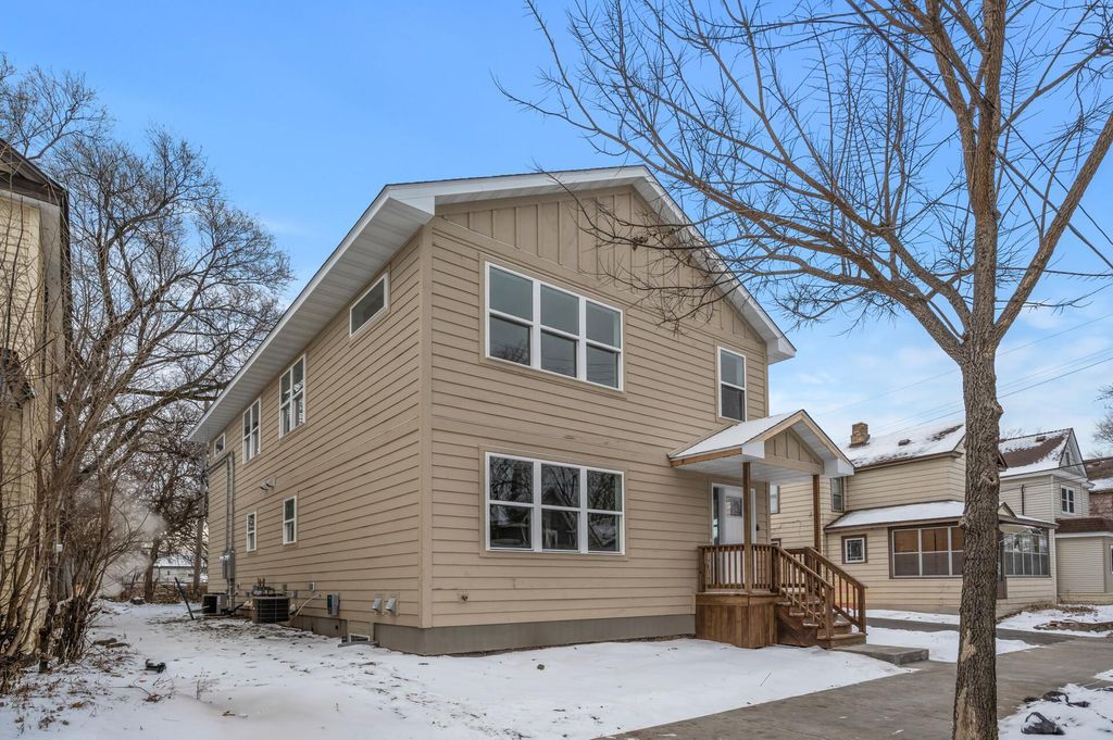 Photo of 820 26th Avenue NE, Minneapolis, MN 55418 (MLS # 7026153)