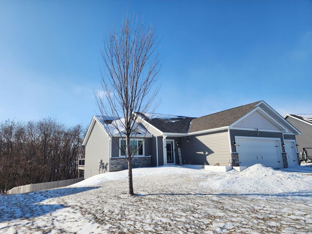 Photo of 917 Mulberry Avenue NE, Montgomery, MN 56069 (MLS # 7010718)