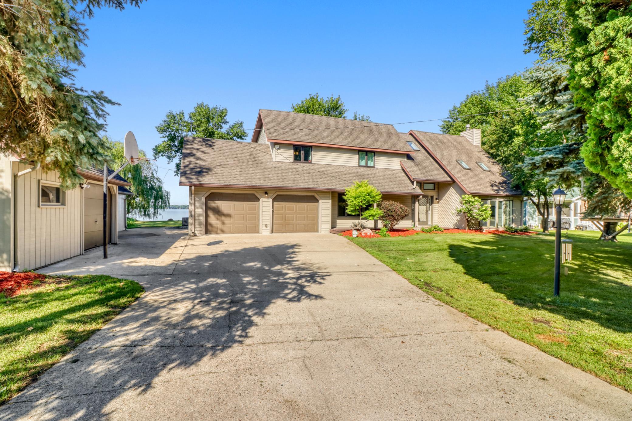Detroit Lakes, Minnesota, 56501, United States, 5 Bedrooms Bedrooms, ,3 BathroomsBathrooms,Residential,Active,2030957