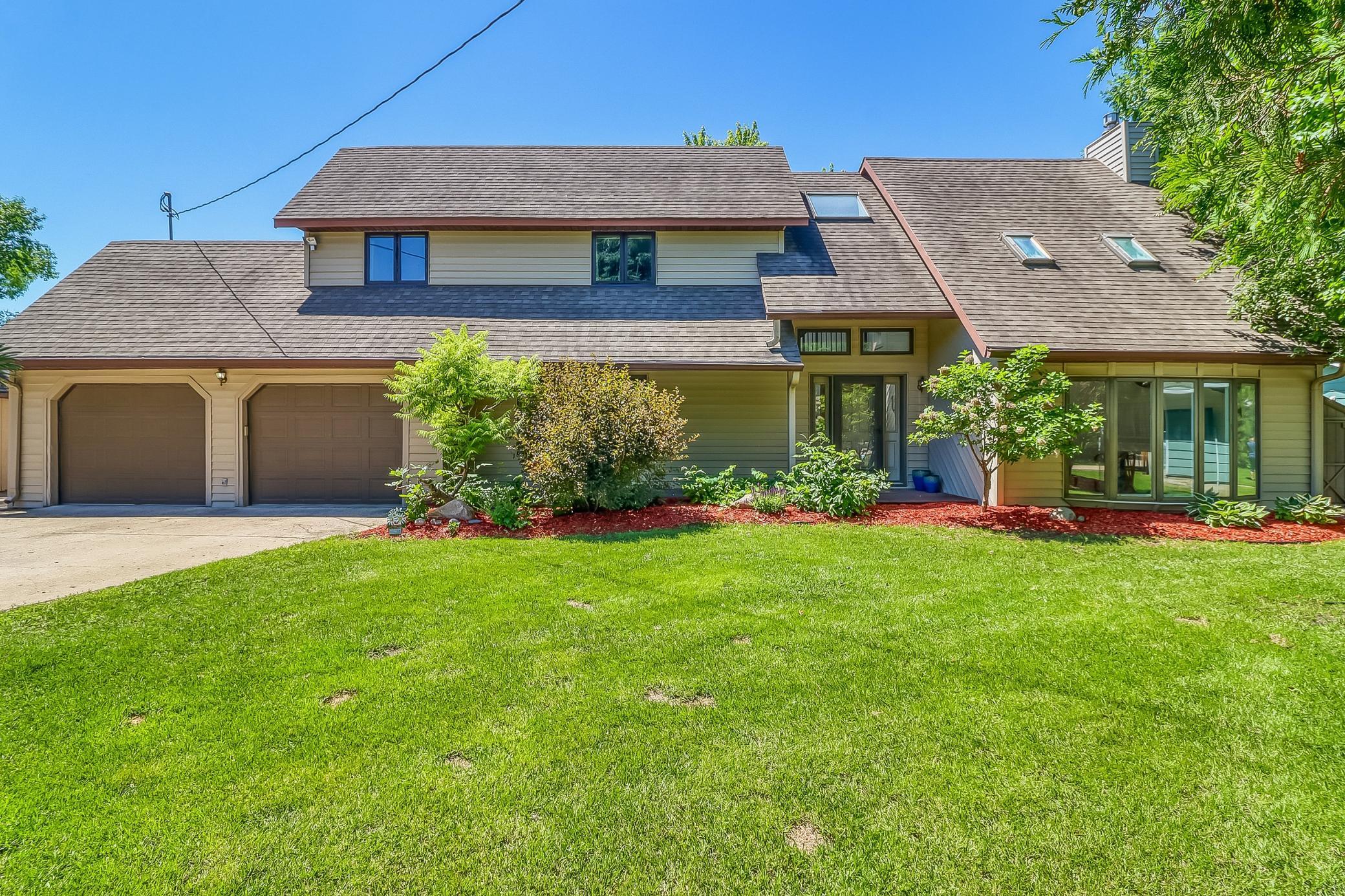 Detroit Lakes, Minnesota, 56501, United States, 5 Bedrooms Bedrooms, ,3 BathroomsBathrooms,Residential,Active,2030957