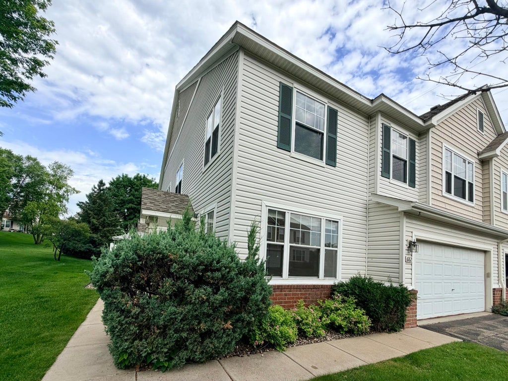 Photo of 682 Princeton Avenue, Shakopee, MN 55379 (MLS # 7090917)