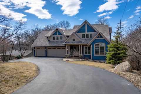 Photo of 4323 Cedar Lake Road S, Saint Louis Park, MN 55416 (MLS # 7030408)