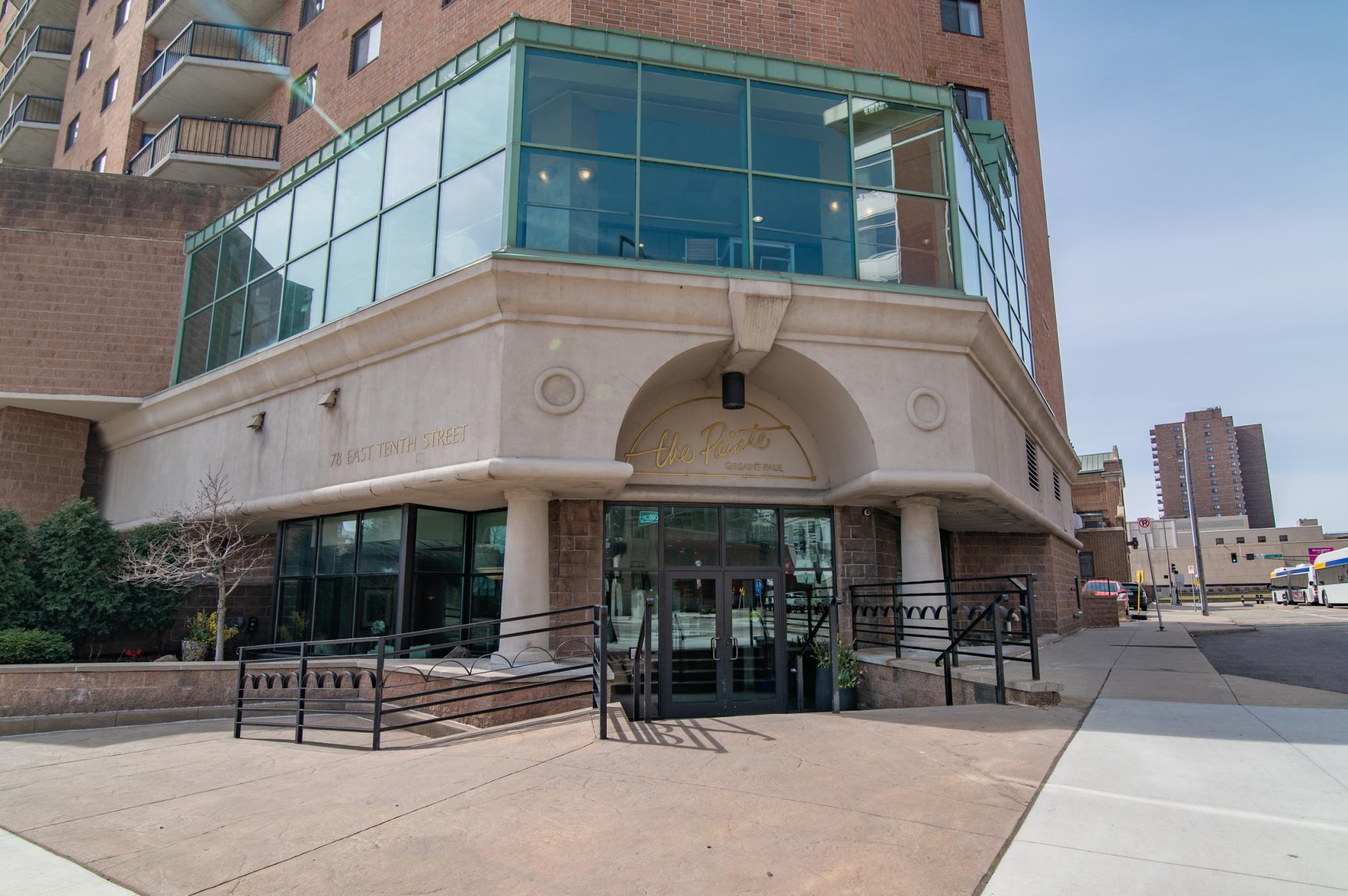 78 10th Street E 507