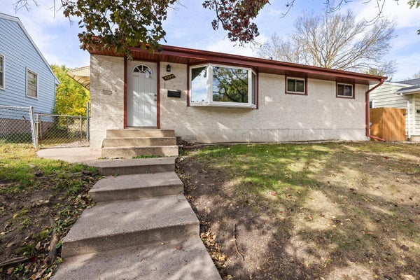 1097 DALE ST N, SAINT PAUL, MN 55117 - Image 9f7e2d1f018a8e316d79824e77a96e9b/4243671013