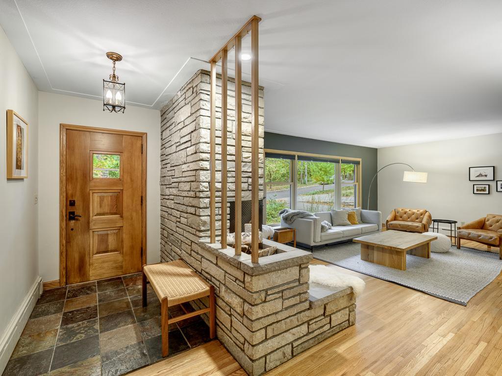 83 Seymour Avenue SE