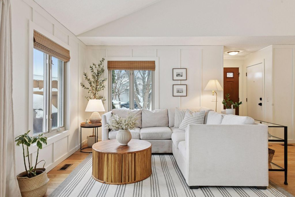 Photo of 18705 Clear View Drive, Minnetonka, MN 55345 (MLS # 6825016)