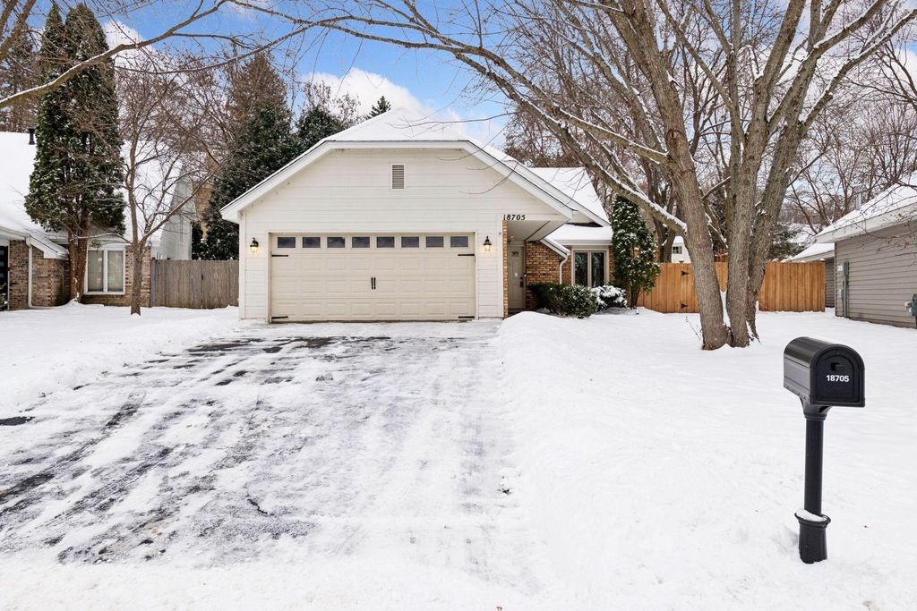 Photo of 18705 Clear View Drive, Minnetonka, MN 55345 (MLS # 6825016)