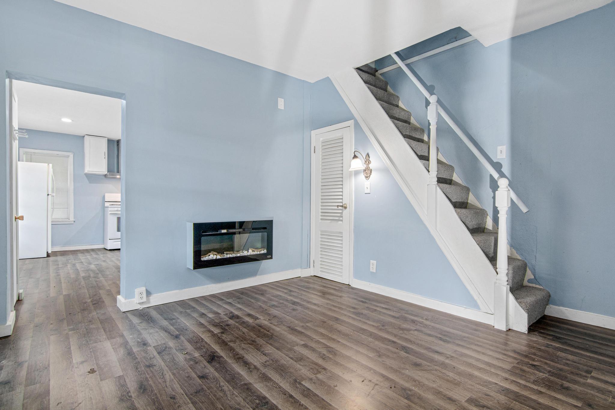 1318 E 23rd Street