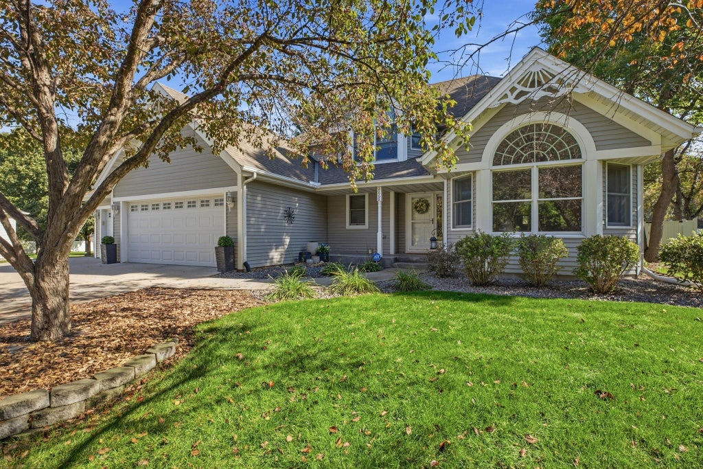 Photo of 2668 Waterford Court, Saint Cloud, MN 56301 (MLS # 7152845)