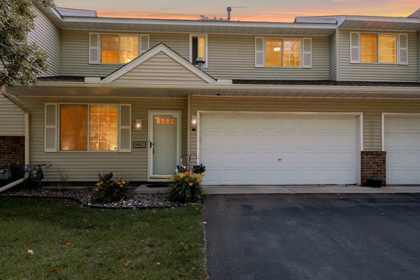 9062 MERRIMAC LN N, MAPLE GROVE, MN 55311 - Image 9f98b2ed70a8d00141e2b2f974dc0cf2/927262433