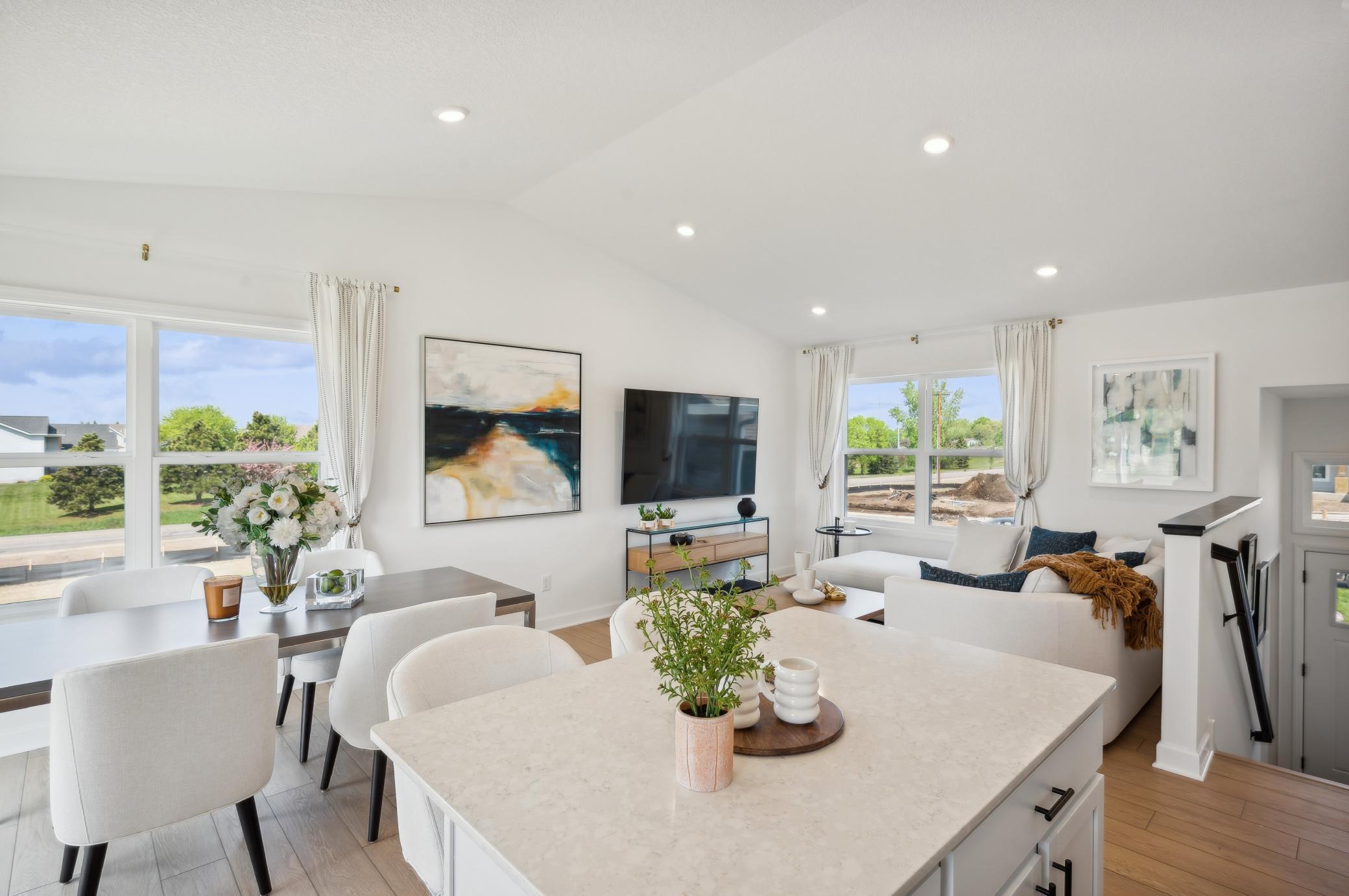 2385 Jandell Avenue NE