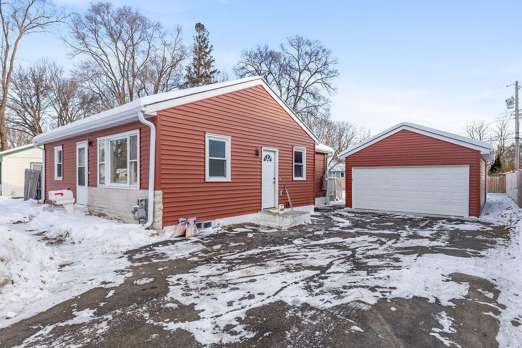 5242 Louisiana Avenue N