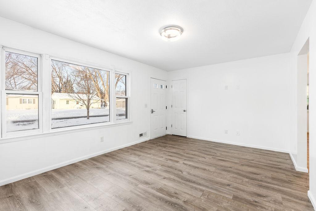 5242 Louisiana Avenue N