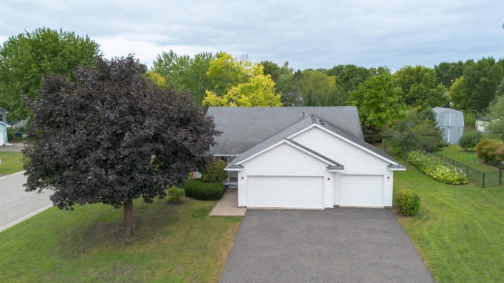 Photo of 901 5th Avenue NW, Buffalo, MN 55313 (MLS # 7147834)