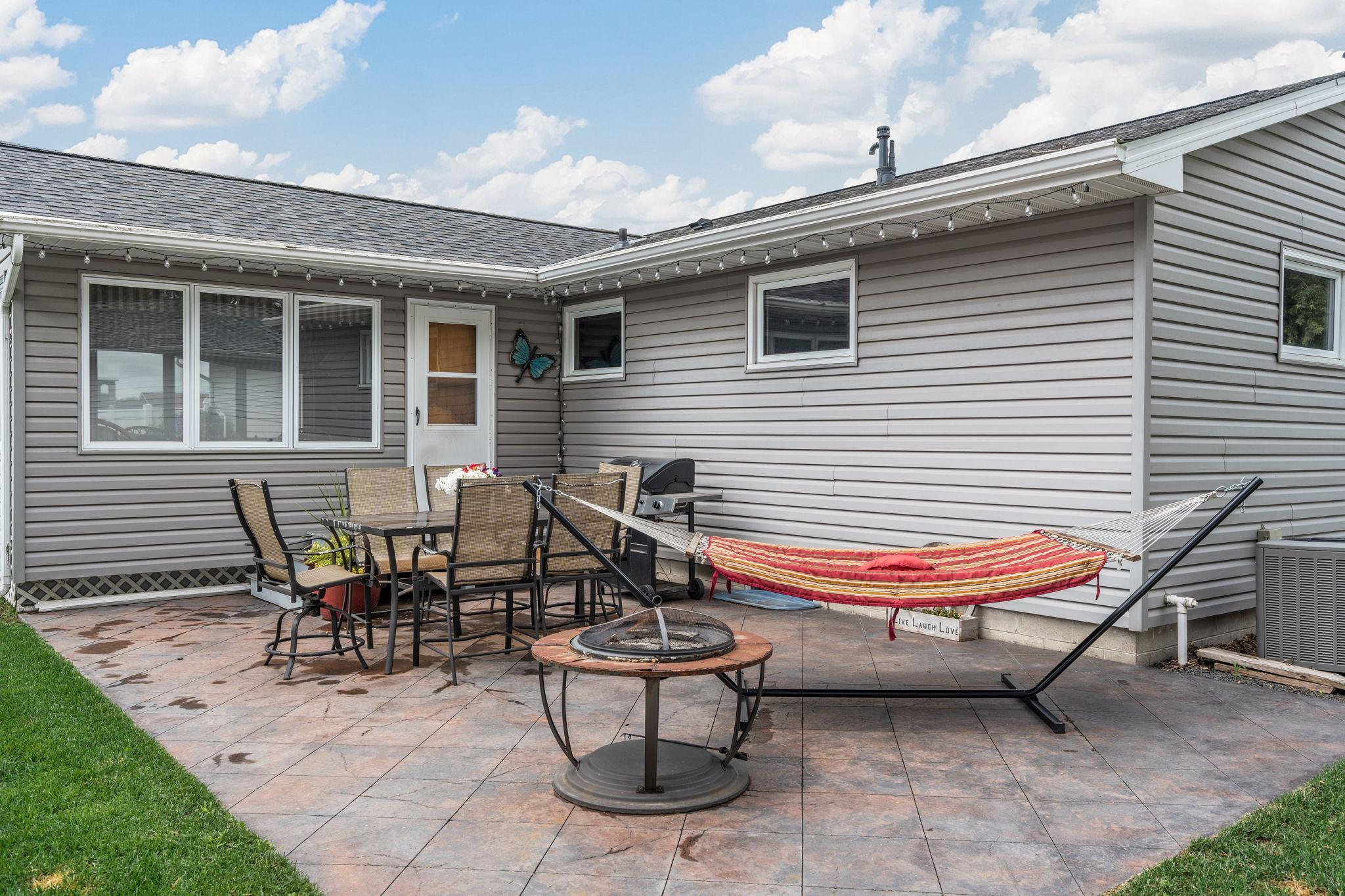 Owatonna, Minnesota 55060, United States, 3 Bedrooms Bedrooms, ,2 BathroomsBathrooms,Residential,Coming Soon,174714