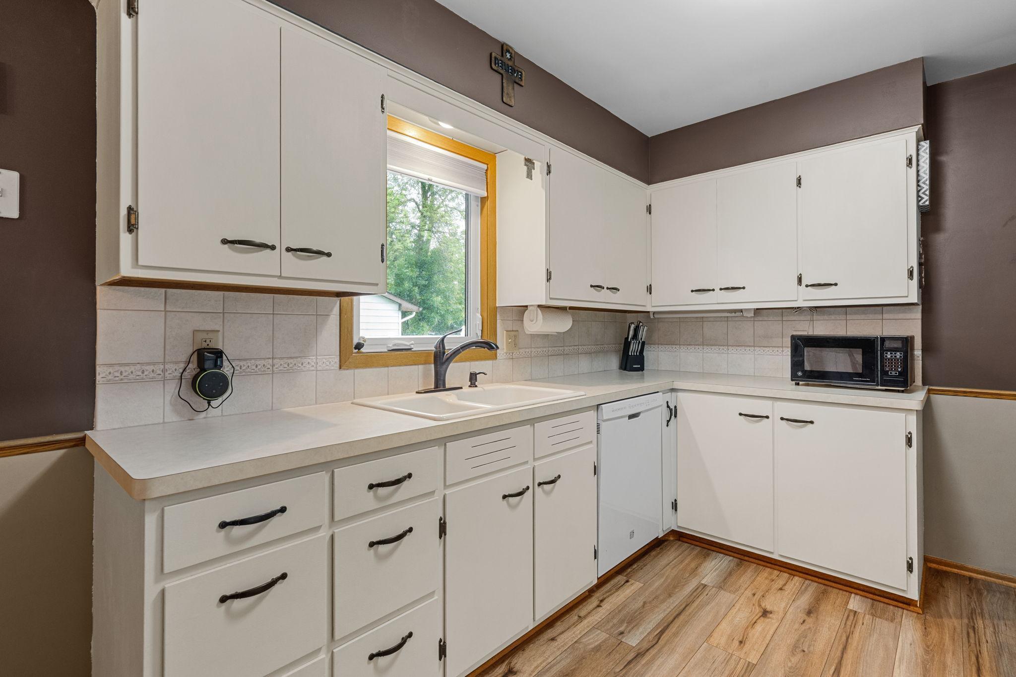 Owatonna, Minnesota 55060, United States, 3 Bedrooms Bedrooms, ,2 BathroomsBathrooms,Residential,Coming Soon,174714