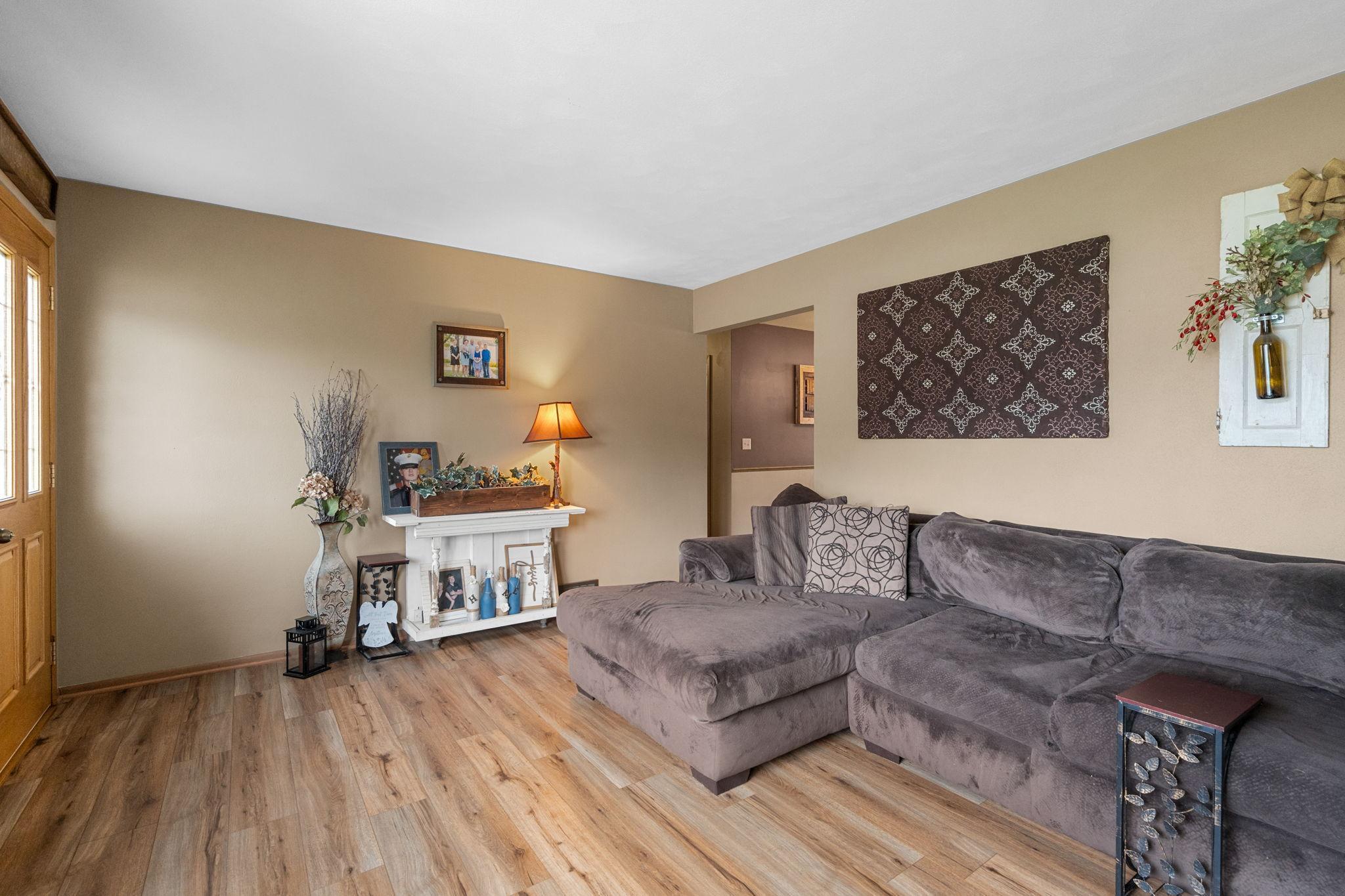 Owatonna, Minnesota 55060, United States, 3 Bedrooms Bedrooms, ,2 BathroomsBathrooms,Residential,Coming Soon,174714