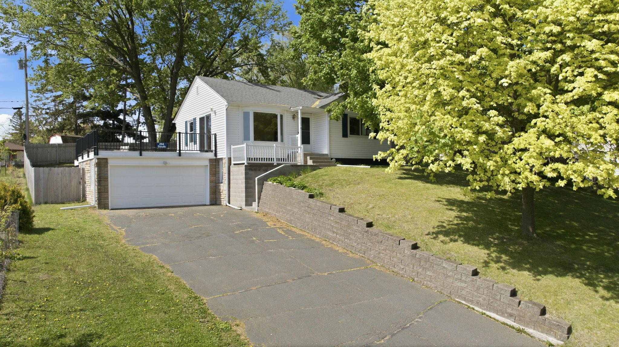 294 Mccarrons Boulevard S