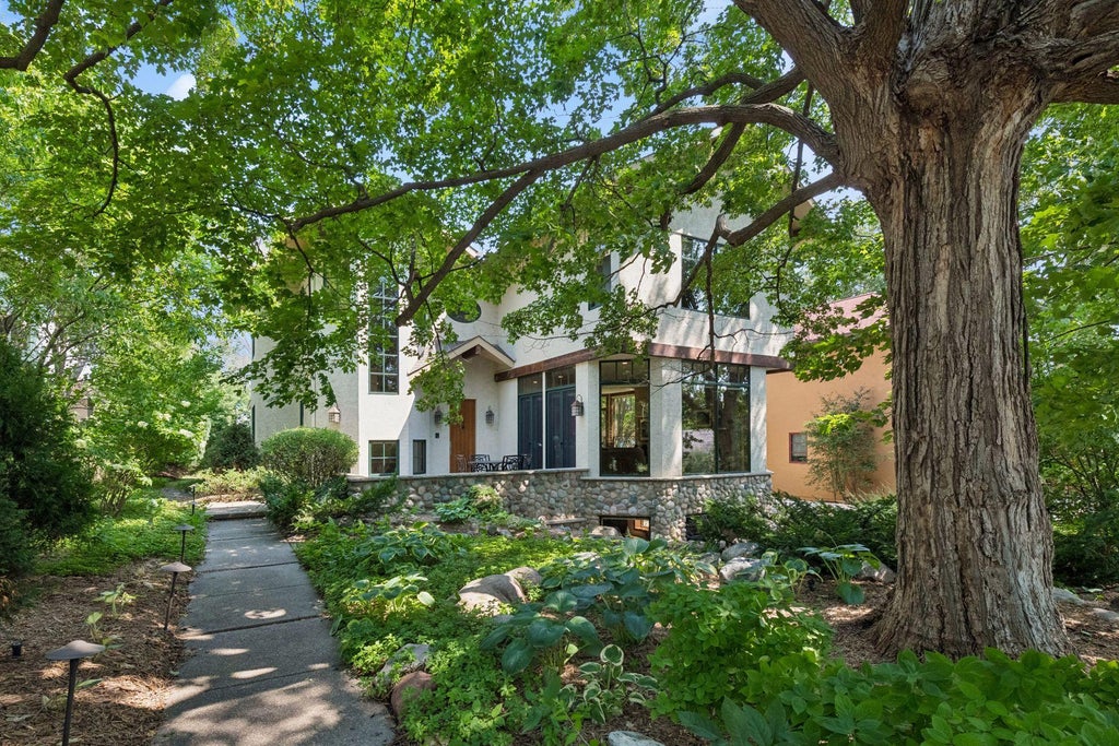 Photo of 721 Rice Street E, Wayzata, MN 55391 (MLS # 7068170)